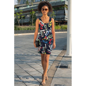 Patrón abstracto (21) Vestido sublimado con corte y costura - Product Image 1