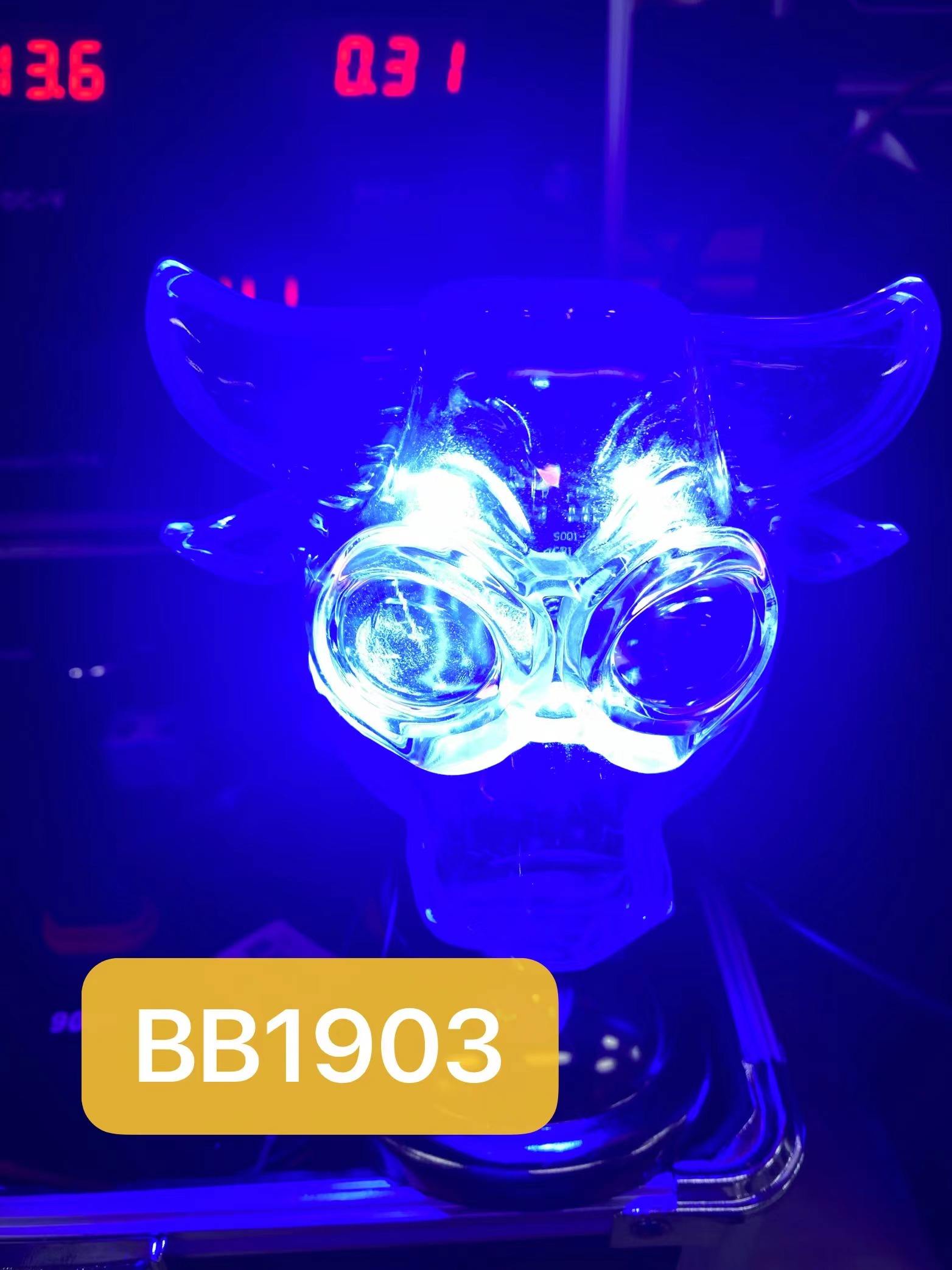 Blanc jaune + rouge bleu flash