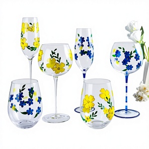 OEM/ODM Maßgefertigte Handbemalte Weinglä<span class=keywords><strong>ser</strong></span> Set Blumenmuster Vintage Weinglä<span class=keywords><strong>ser</strong></span> Ultradünnes Kristallglas Rotweinglas - Product Image 1