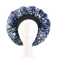 Bonnet en satin imprimé léopard tendance, bonnet de nuit pour le soin des cheveux, bonnet respirant en satin pour femmes avec bande élastique