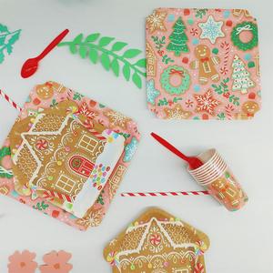 DAMAI Christmas Tree Snowflake Gingerbread Disposable Paper Dinnerware Plates Dessert Plates Cups for Merry Christmas Party - Product Image 4