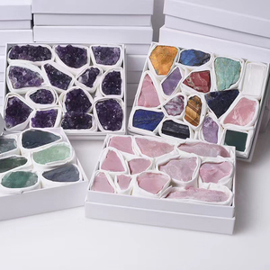 Conjunto de caja de cristal personalizada, piedra Natural curativa, amatista, cuarzo rosa, cristal crudo para regalo - Product Image 2