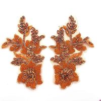 Patchs à coudre appliqués en forme de fleur faits à la main avec strass perlés sur tissu en maille pour robes de soirée