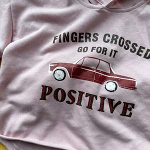 Completo Sportivo Estivo per Bambini, Set con Cappuccio per Bambine, T-shirt a Maniche Corte e Pantaloncini in Cotone Casual per Ragazzi - Product Image 5