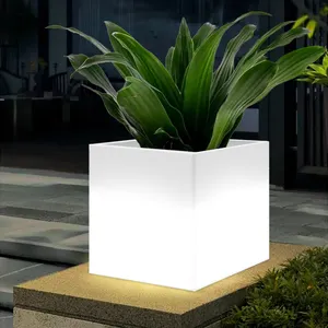 Macetas resistentes al viento e impermeables macetas LED plástico PE material iluminar macetas de jardín Macetas