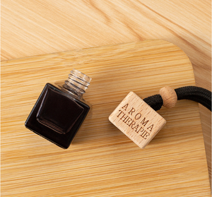 Deodorante per auto in bottiglia di vetro con ricarica vuota nera da 8ml con diffusore di profumo per auto con copertura in legno e nero - Product Image 6