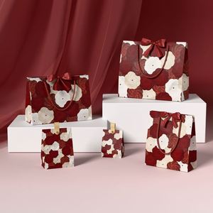 Sac en carton kraft blanc haut de gamme personnalisé pour les cosmétiques, les vêtements, les expositions et les bougies, pour les sacs cadeaux de thé au lait et les sacs à main - Product Image 2