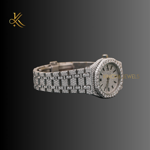 Reloj de diamantes de moissanita Premium para hombres hecho a mano para aquellos que valoran la calidad superior de lujo atemporal y el diseño elegante y atrevido - Product Image 4