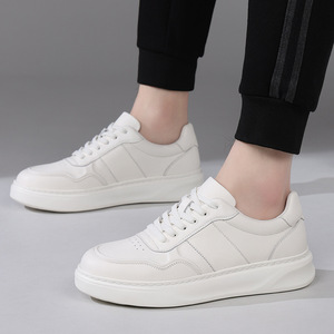 Fabricant de baskets en cuir blanc personnalisées, chaussures en cuir de vachette à semelle épaisse avec étiquette personnalisée pour hommes, OEM - Product Image 5