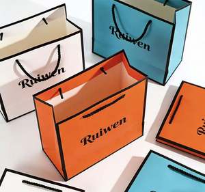 Sacs en papier cartonnés blancs de haute qualité, luxueux, personnalisés avec logo, pliables, réutilisables, pour emporter, petits cadeaux, avec logo et poignées - Product Image 3