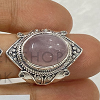 Bague en argent sterling 925 avec pierre précieuse ovale sertie clos, légère, en pierre de lune arc-en-ciel, faite à la main, pour la vente en gros