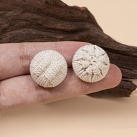 Accessoires vestimentaires faits à la main, bouton tressé décoratif vintage beige et blanc haut de gamme pour manteaux, vêtements d'extérieur et pulls