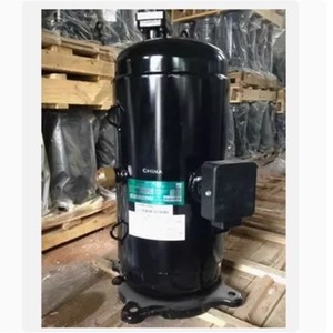 Compresseur frigorifique Hitachi 1200EH-180D3, refroidissement par eau, type piston, usage industriel - Product Image 2