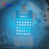 Gilet Tattico LED per Uomo, per Spettacoli DJ, Feste Rave, Carnevale, Danza, Controllo Wireless, Outfit per Festival e Halloween