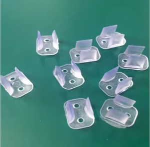 Clips de montage en nylon PVC pour bande lumineuse LED 6x12mm - Utilisation publicitaire - Product Image 3