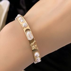 Pulsera de Perlas de Acero Inoxidable 316L con Baño de Oro PVD y Diseño de Mariposa, Joyería para Mujer - Product Image 3