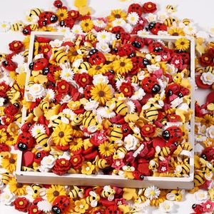 Pegamento de resina con diseño de abeja y girasol de dibujos animados, parche para funda de teléfono, parche para refrigerador, llavero de resina con parte trasera plana - Product Image 1