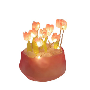 Luz de noche romántica de tulipán LED, mesa de flores de simulación, decoración del hogar, lámpara de Ambiente, regalo en maceta para oficina/habitación/Bar/cafetería - Product Image 4