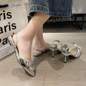 Nuove <span class=keywords><strong>Scarpe</strong></span> Estive 2025 da <span class=keywords><strong>Donna</strong></span> con Punta Affusolata, Taglie Grandi, Sandali Estivi con <span class=keywords><strong>Tacco</strong></span> <span class=keywords><strong>Medio</strong></span> Spesso e Suola Piatta - Product Image 4