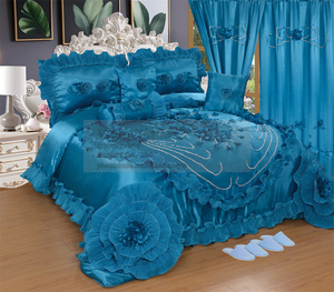 Ensemble de literie de mariage de luxe 10 pièces avec rideaux assortis, taies d'oreiller, pantoufles, collection de couette de mariée - Product Image 2