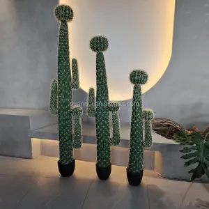 Mini piante artificiali di Cactus albero in vaso di plastica decorativa per interni