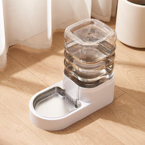 Bebedero Automático para Mascotas, Perros y Gatos, Portátil, de Acero Inoxidable y Plástico, Resistente al Agua, con Logotipos Personalizados - Product Image 3