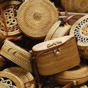 Grand panier de rangement en rotin tissé de haute qualité avec panier vintage pratique pour la décoration de la maison - Product Image 1