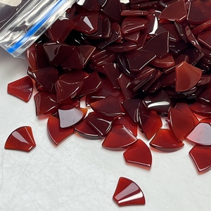 Pierre d'agate rouge en forme d'éventail 8x8mm 10x10mm 12x12mm pour la fabrication de pendentifs et de boucles d'oreilles - Product Image 3