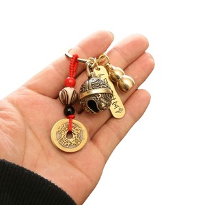 [Charm portachiavi per auto da uomo] Charm campana chimerica in ottone Vintage, decorazioni natalizie di Halloween, accessorio in stile rame metallizzato - Product Image 5