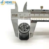 C4.028.009 66.028.009 Ventouse en plastique pour machines Heidelberg SM74 SM102, Pièce fiable 40x25x16mm pour alimentation et levage du papier