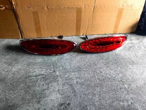 Feu arrière gauche et droit pour Rolls-Royce Culinan Phantom Obsidian <span class=keywords><strong>Guster</strong></span> 12V Voltage Old to New Model Switch - Product Image 5