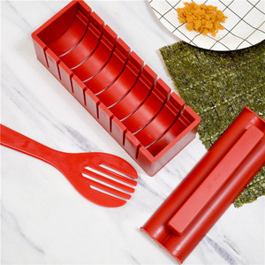 <span class=keywords><strong>Kit</strong></span> d'outils <span class=keywords><strong>pour</strong></span> faire des sushis Newell Multi Shape, 10 pièces, y compris des moules carrés, en forme de cœur et en forme de Mickey <span class=keywords><strong>pour</strong></span> des sushis faits <span class=keywords><strong>maison</strong></span>, des rouleaux de <span class=keywords><strong>sushi</strong></span> et des aliments <span class=keywords><strong>pour</strong></span> bébés - Product Image 5