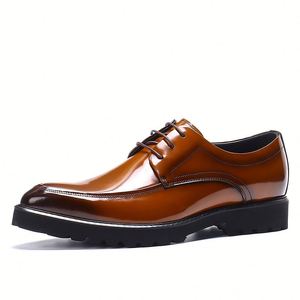 High-quality Men's Business-style Engraved Oxford Shoes. Made of Luxurious Leather. <b>Pointed</b> <b>Toe</b> Design Shoe Manufacturers Custom - Product Image 2