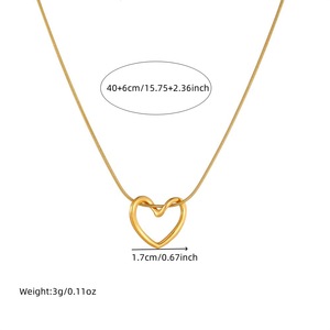 Heart Shape Stainless Steel Necklace Gold Plated Minimalist Clavicle Chain Unisex Everyday Wear - Product Image 4