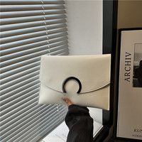 Nouveau Sac à Main Femme Rétro Européen et Américain Couleur Unie 2026 – Pochette Tendance avec Fermoir