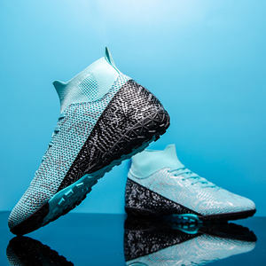 Vente en gros et personnalisation d'usine de chaussures de football professionnelles pour adultes, chaussures d'entraînement sportives pour jeunes et enfants - Product Image 4