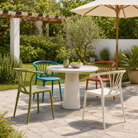 Chaise de bistrot d'extérieur robuste, chaise à bras contemporaine empilable en plastique pour terrasse et jardin commerciaux