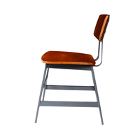 Chaise d'appoint industrielle avec cadre en tube rectangulaire plat, assise et dossier en contreplaqué courbé, revêtement noir en poudre, chaise d'appoint de café en gros