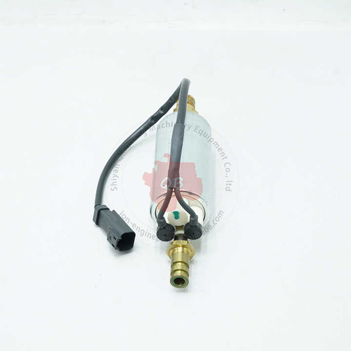 Chinese Generator Parts Cummins QST30 Pump 5593523 5483862 Fuel 