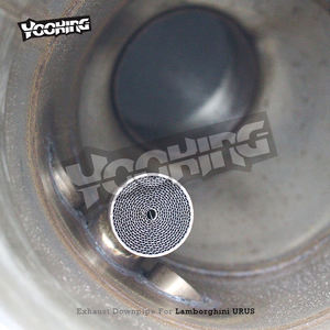 Système d'échappement droit OEM pour <span class=keywords><strong>Lamborghini</strong></span> URUS 4.0 2018-2019 en acier inoxydable avec downpipe et bouclier thermique - Product Image 4