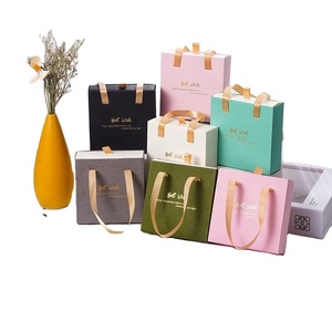 กล่องใส่สร้อยคอแบบพับได้ ดีไซน์ใหม่ พร้อมหูหิ้วแบบริบบิ้นสุดหรู - Product Image 6