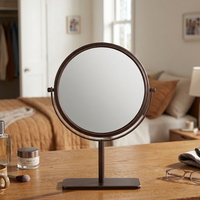 Miroir Cosmétique Portable de Bureau Grossissant Finition Chromée Design Personnalisé pour le Bain et le Maquillage – Idéal pour les Passionnés de Beauté