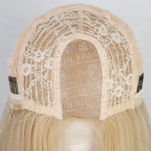 Peluca de encaje de cabello liso largo estilo europeo-americano para mujer, con fibra resistente al calor, volumen aumentado, raya al medio y gorra frontal de encaje. - Product Image 4