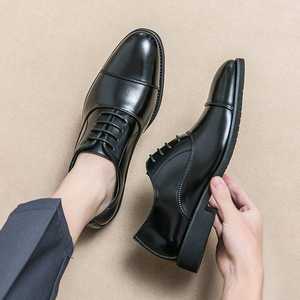 Chaussures Oxford pour hommes, trois pièces, faites à la main, toutes saisons, bout pointu, chaussures de bureau formelles, respirantes, en cuir, chaussures de marié, chaussures de mariage - Product Image 1
