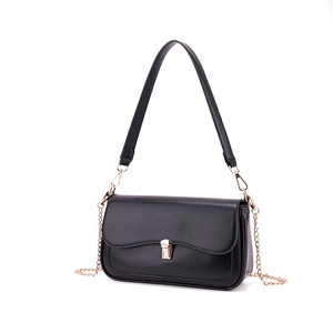 <span class=keywords><strong>Sac</strong></span> <span class=keywords><strong>à</strong></span> bandoulière polyvalent vintage de haute qualité pour femme, style <span class=keywords><strong>sac</strong></span> <span class=keywords><strong>à</strong></span> <span class=keywords><strong>main</strong></span> sous le bras en PU avec fermeture <span class=keywords><strong>à</strong></span> cadenas simple - Product Image 2