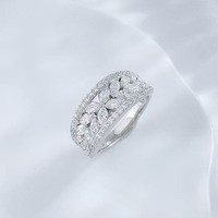Anelli di Fidanzamento da Donna in Platino Pt950 con Diamanti Coltivati in Laboratorio, Stile Lusso Leggero, con Motivo Floreale a Grappolo di Farfalle e Pavé Completo, Anelli alla Moda