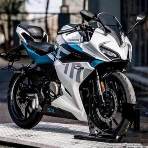 Chunfeng SR250CC/NK400 Moto Deportiva EFI Refrigerada por Agua, Moto de Calle de Gran Cilindrada, Réplica de Moto de Carreras de Dos Cilindros Usada - Product Image 3