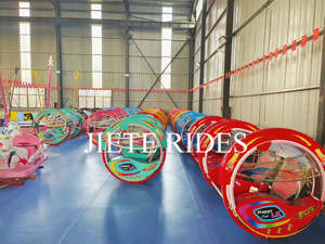 Voiture d'équilibre pour enfants pour aire de jeux extérieure, rotation à 360 degrés, pour un glissement ludique, en vente, JT-LLBC, attrayante, populaire, intéressante, amusante - Product Image 2