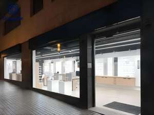 Custom Eco-Friendly Optical <b>Display</b> <b>Cabinet</b> LED Lighting for B2B Eyewear Store Turnkey Design Installation Factory Custom - Product Image 2