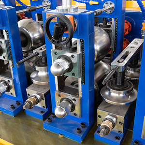 آلة صنع الأنابيب غير القابل للصدأ الأوتوماتيكية من Nanyang/أنبوب ERW - Product Image 2